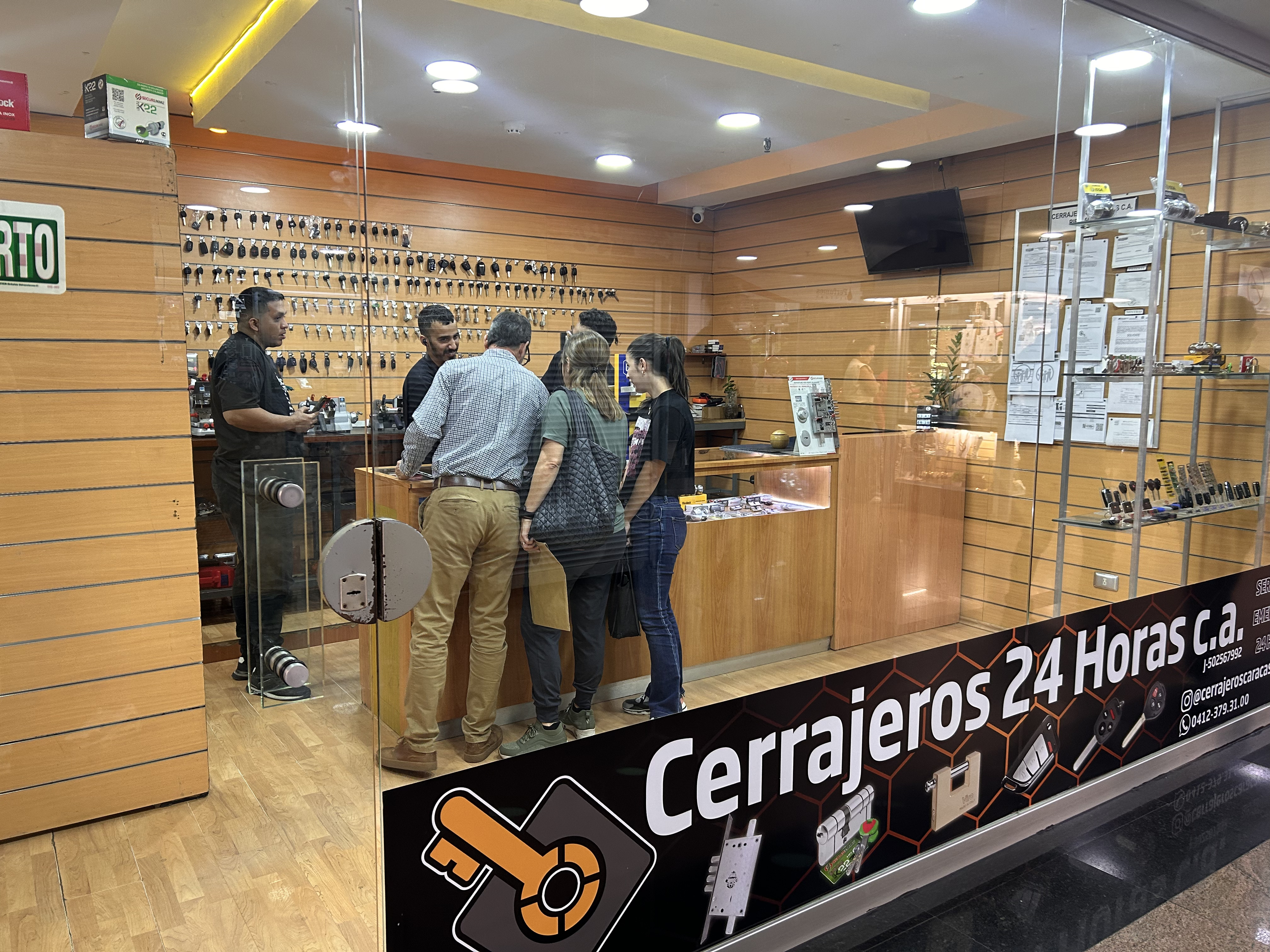 Nuestra Tienda Física